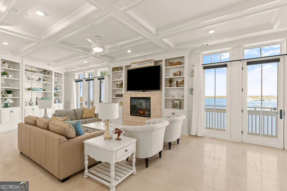 316 Yacht Club Lane St. Simons, GA 31522