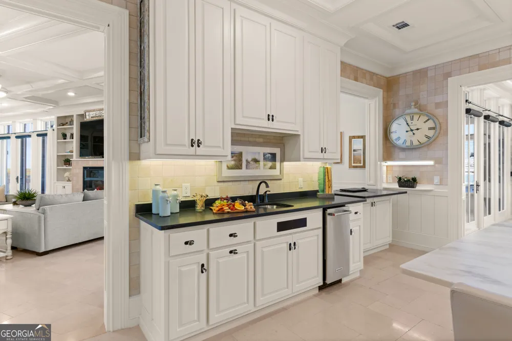 316 Yacht Club Lane St. Simons, GA 31522