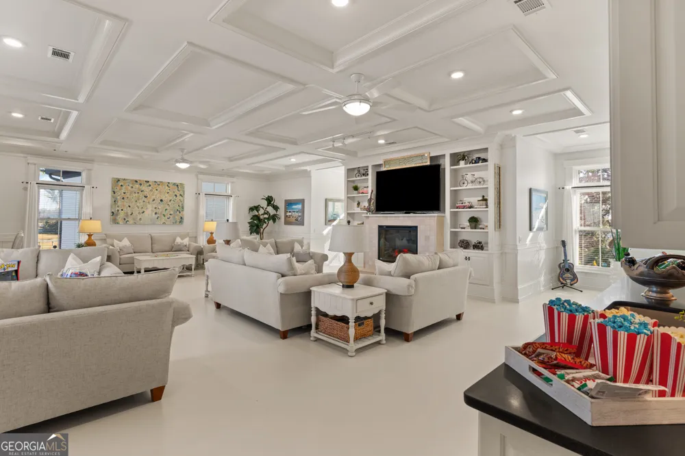 316 Yacht Club Lane St. Simons, GA 31522
