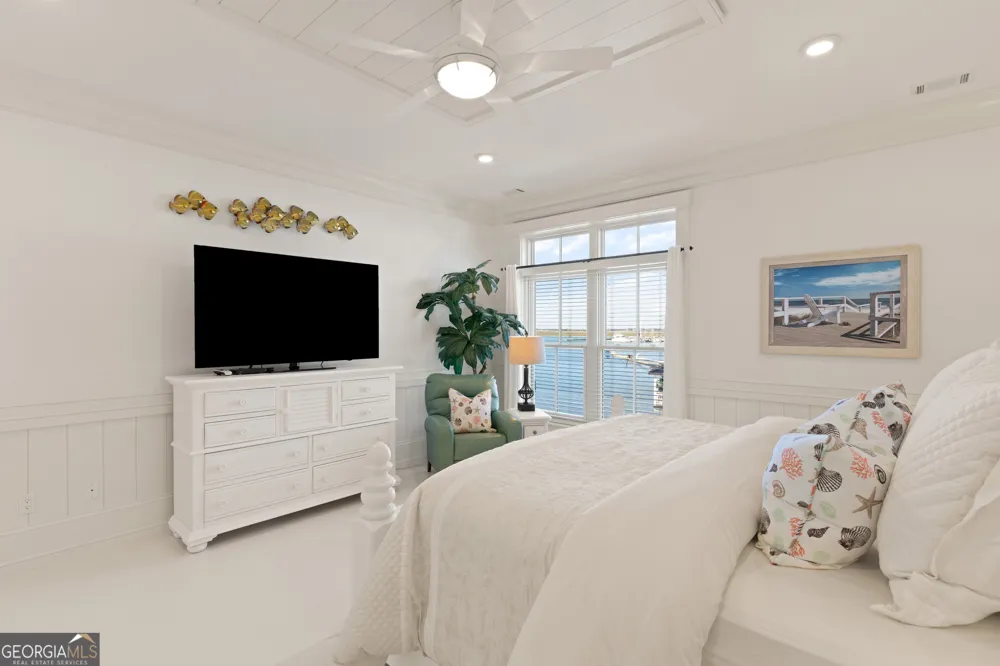 316 Yacht Club Lane St. Simons, GA 31522