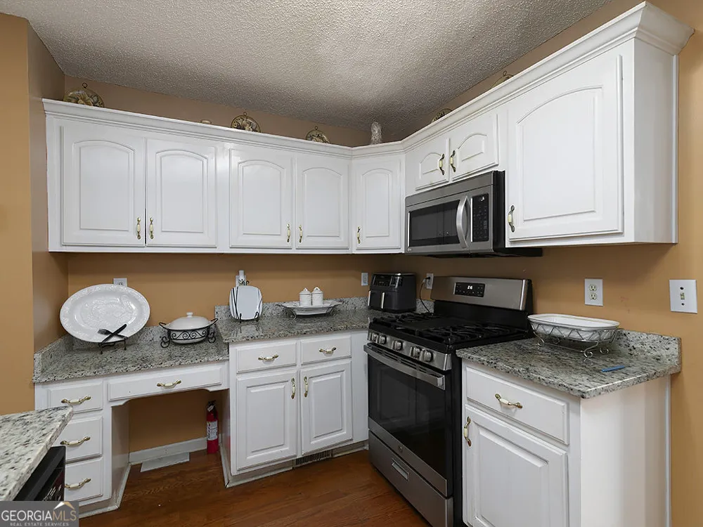 726 Morningside DR Hiram, GA 30141