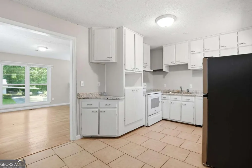 6592 Port A Prince DR Forest Park, GA 30297