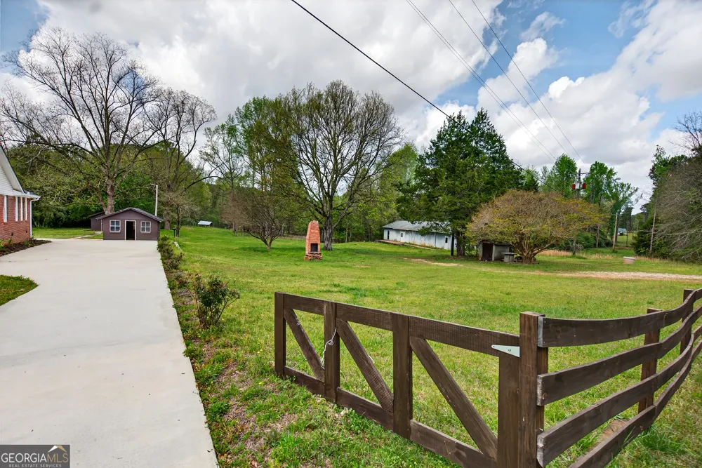 7142 Hamilton RD Pine Mountain, GA 31822