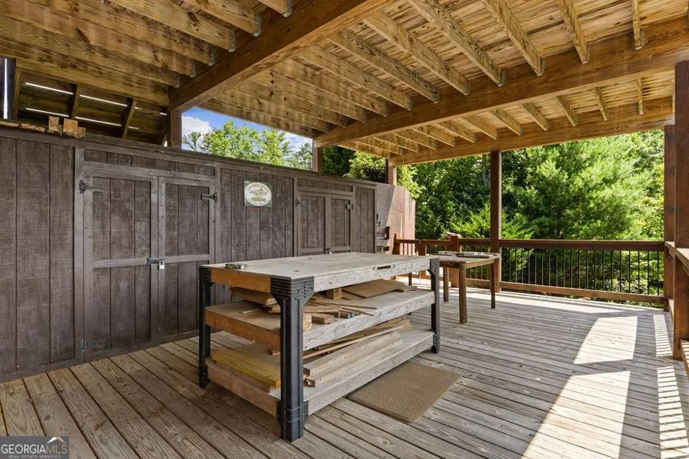 9 Kensington DR Mineral Bluff, GA 30559