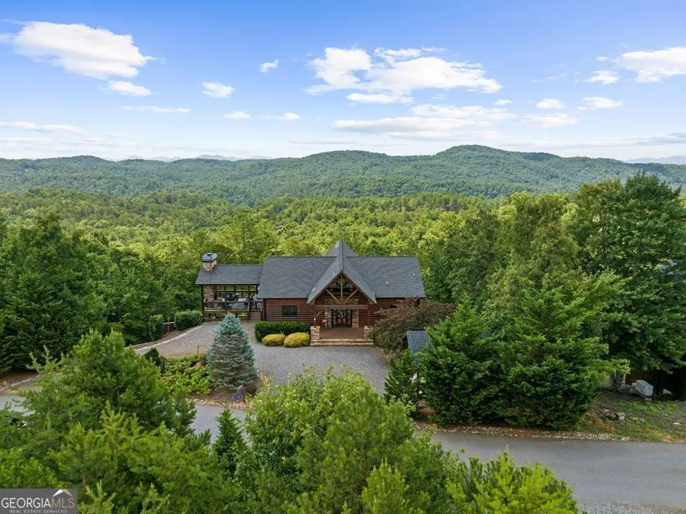 9 Kensington DR Mineral Bluff, GA 30559