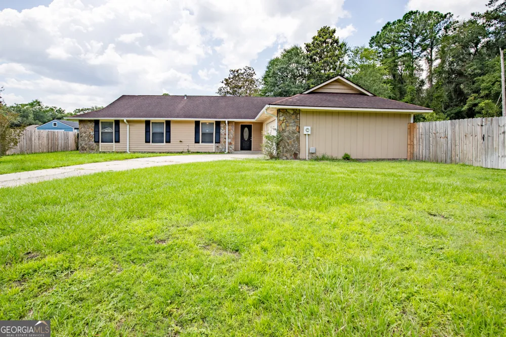 811 Cutter CT Hinesville, GA 31313