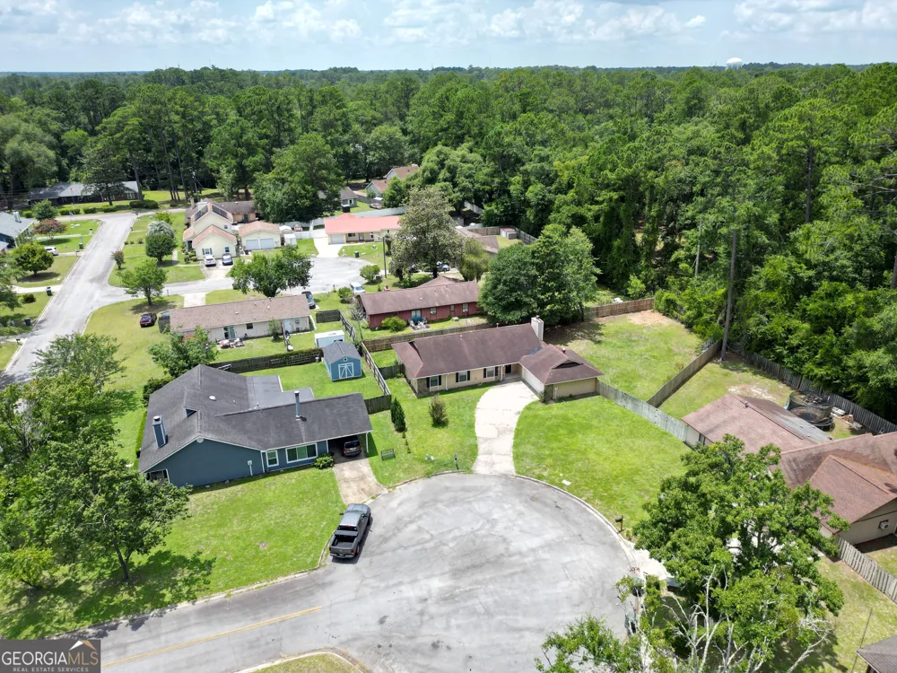 811 Cutter CT Hinesville, GA 31313