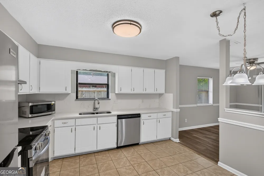 811 Cutter CT Hinesville, GA 31313