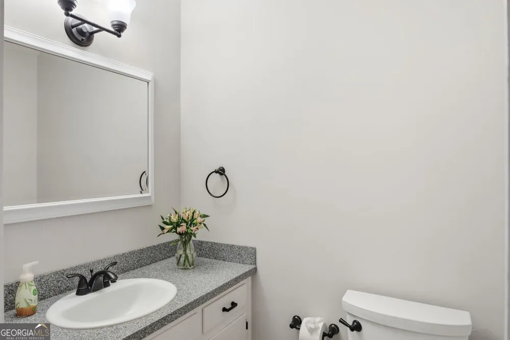 435 Stonebridge DR Roswell, GA 30075