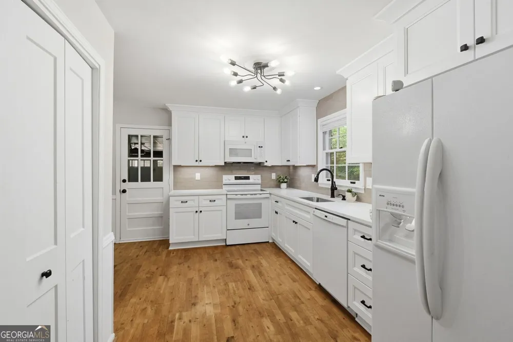 435 Stonebridge DR Roswell, GA 30075