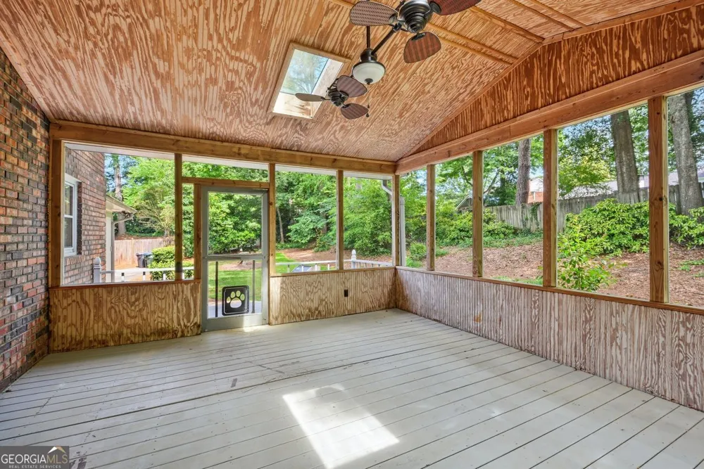 435 Stonebridge DR Roswell, GA 30075