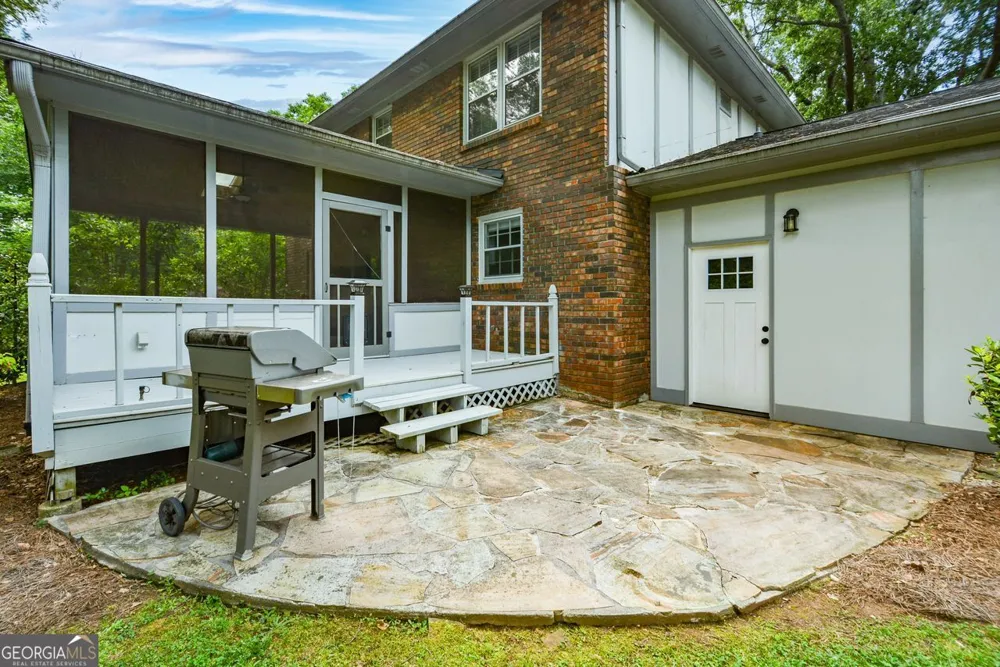435 Stonebridge DR Roswell, GA 30075