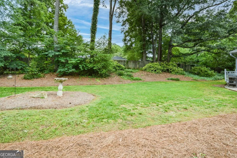 435 Stonebridge DR Roswell, GA 30075