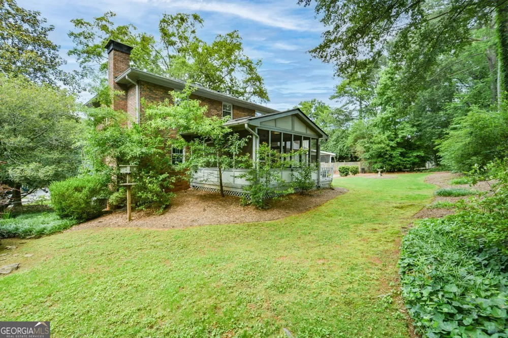 435 Stonebridge DR Roswell, GA 30075