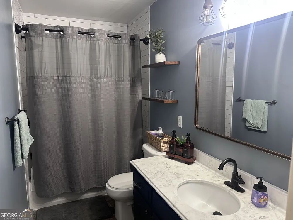 135 Brandon ST Baxley, GA 31513