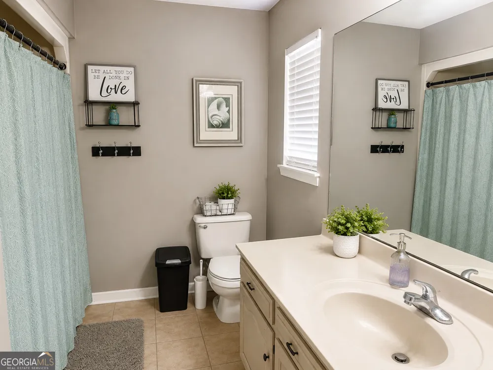 135 Brandon ST Baxley, GA 31513