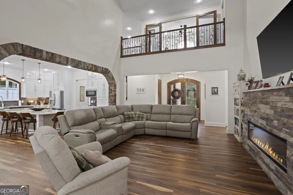 218 Riverlake RD Fair Play, SC 29643