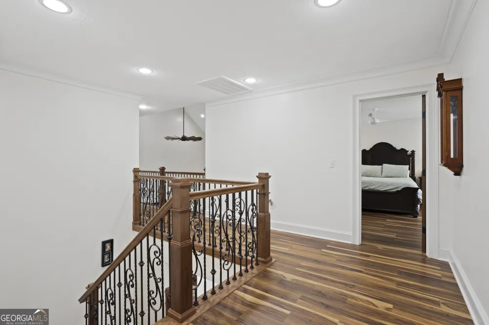 218 Riverlake RD Fair Play, SC 29643