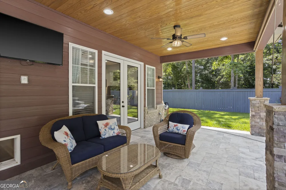 218 Riverlake RD Fair Play, SC 29643