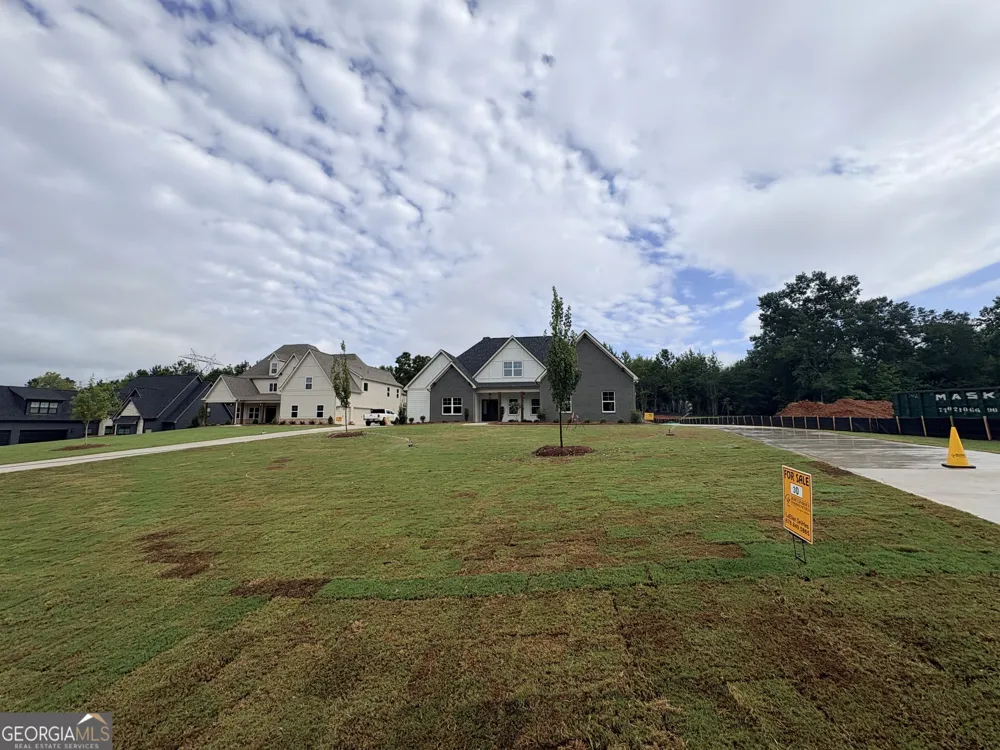 901 Stalling RD Senoia, GA 30276
