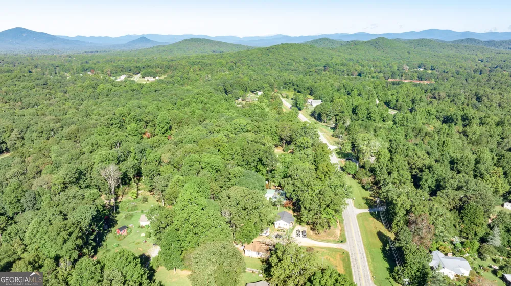 1774 Highway 17 Clarkesville, GA 30523