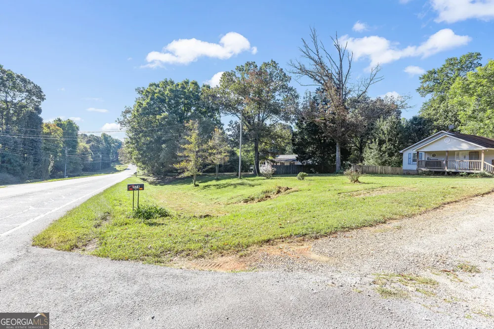 1774 Highway 17 Clarkesville, GA 30523