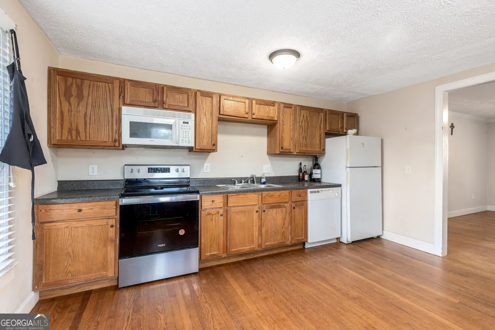 1774 Highway 17 Clarkesville, GA 30523