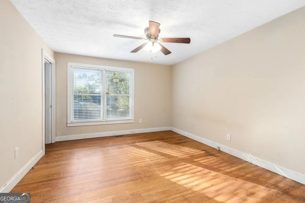 1774 Highway 17 Clarkesville, GA 30523