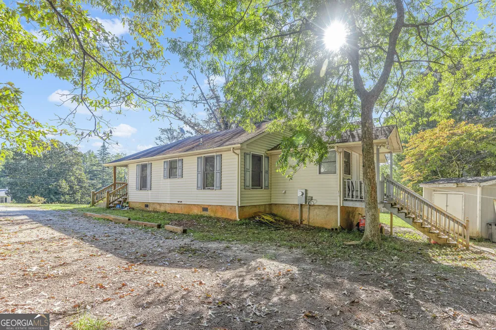1774 Highway 17 Clarkesville, GA 30523