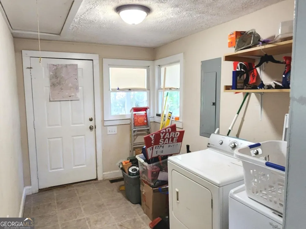1774 Highway 17 Clarkesville, GA 30523