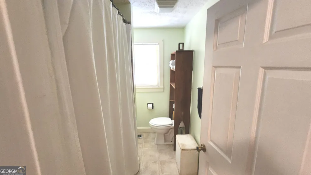 1774 Highway 17 Clarkesville, GA 30523