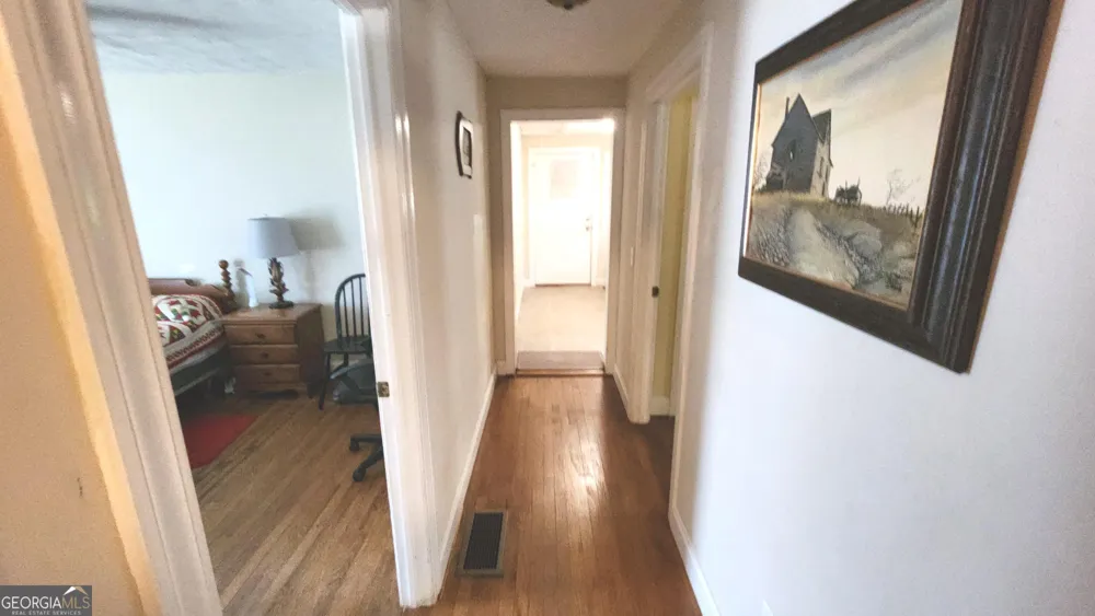 1774 Highway 17 Clarkesville, GA 30523