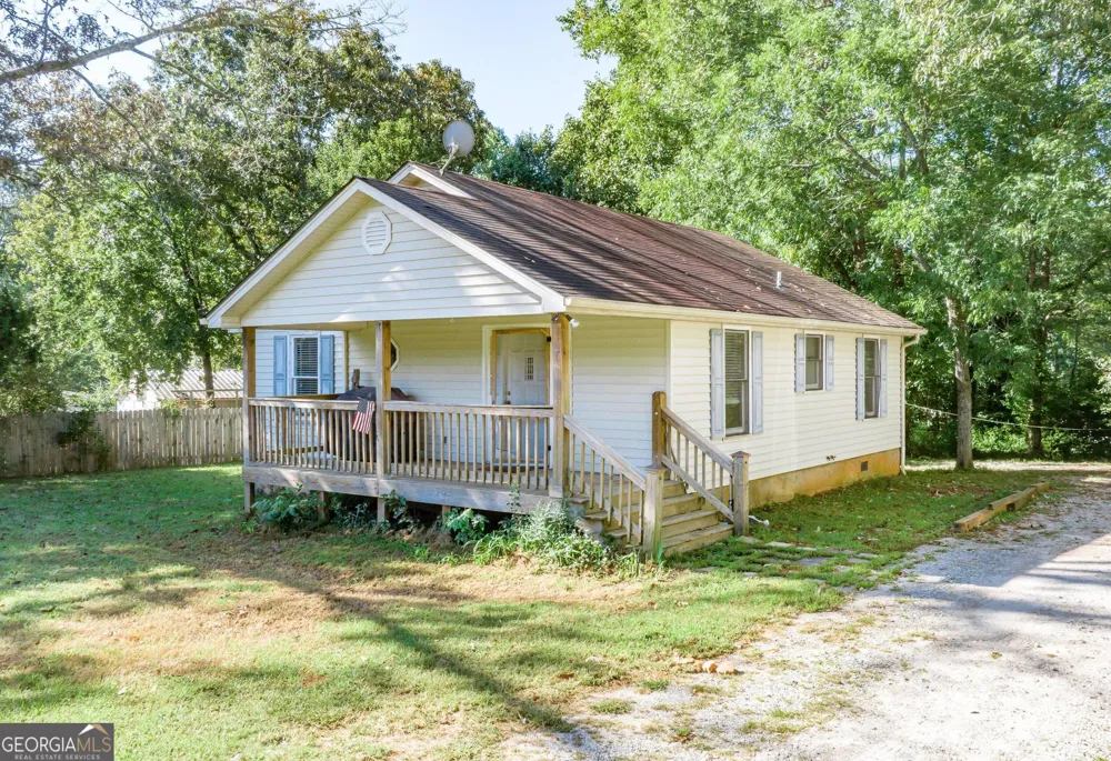 1774 Highway 17 Clarkesville, GA 30523