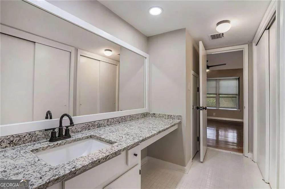 122 Maison PL NW Atlanta, GA 30327