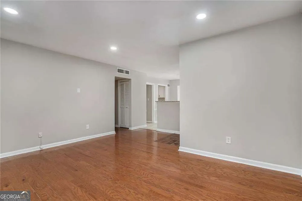 122 Maison PL NW Atlanta, GA 30327