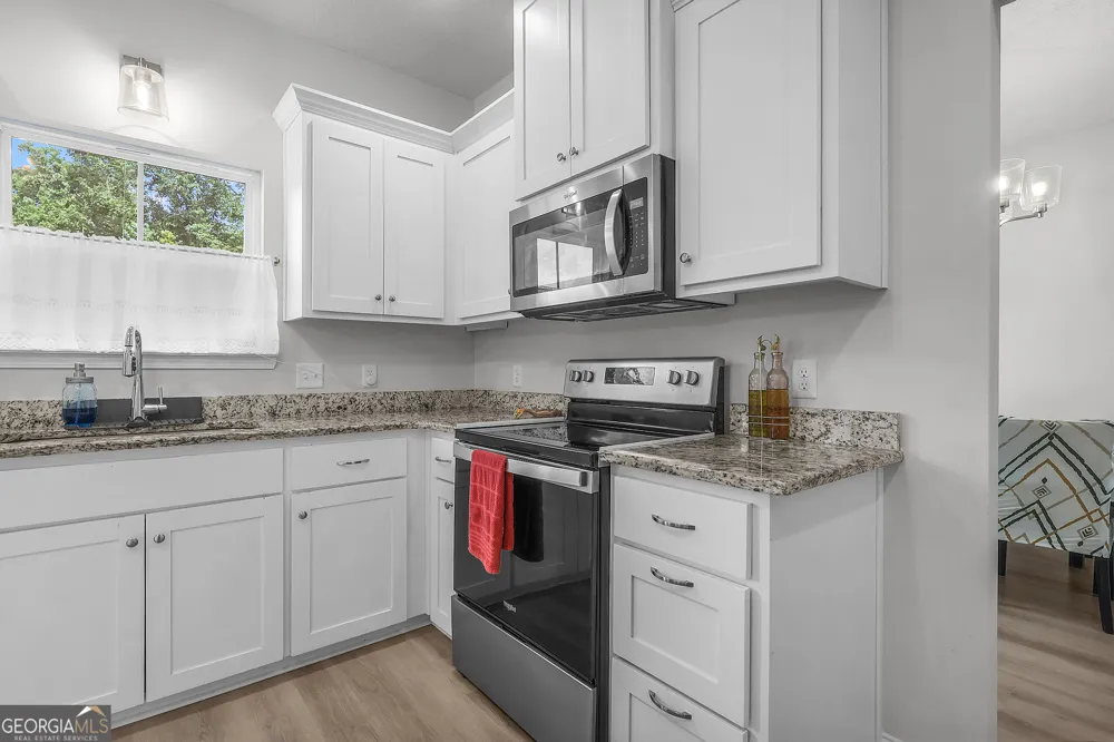 940 Meloney DR Hinesville, GA 31313
