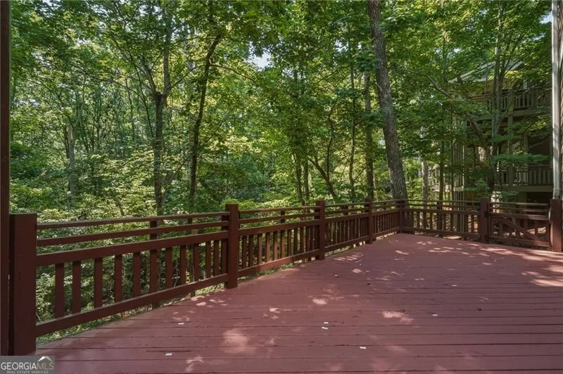 87 Choctaw RDG Big Canoe, GA 30143
