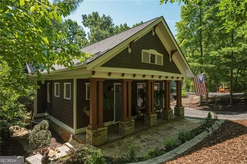 87 Choctaw RDG Big Canoe, GA 30143