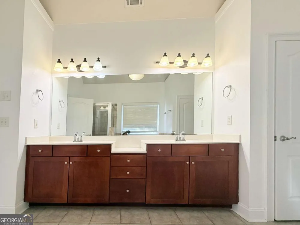 1753 Wheat Grass WAY Grayson, GA 30017