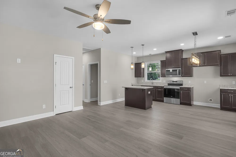 2235 Alaska ST Savannah, GA 31404