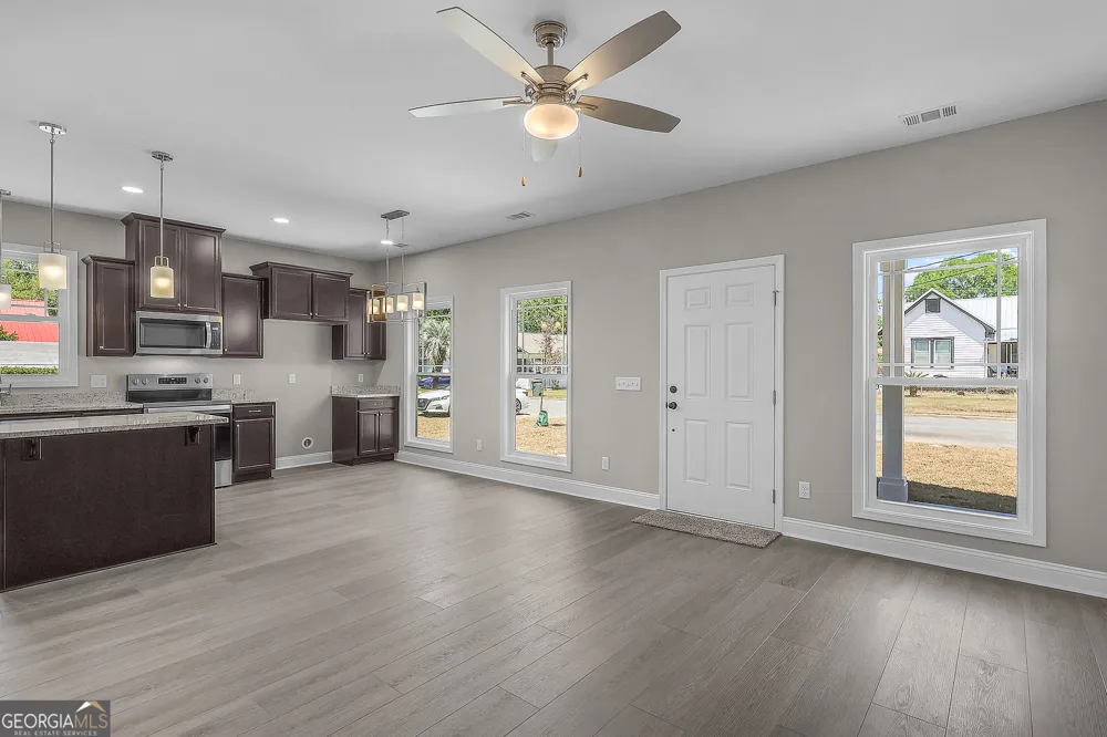 2235 Alaska ST Savannah, GA 31404