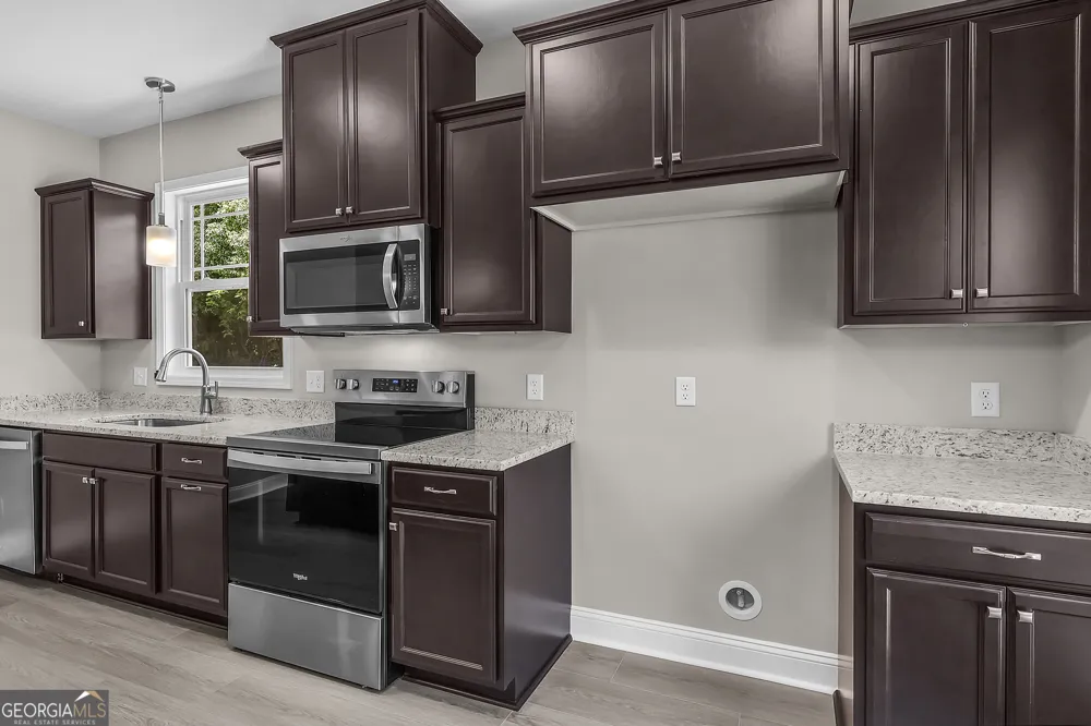 2235 Alaska ST Savannah, GA 31404