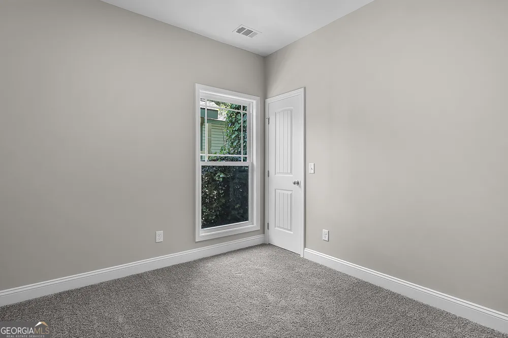 2235 Alaska ST Savannah, GA 31404