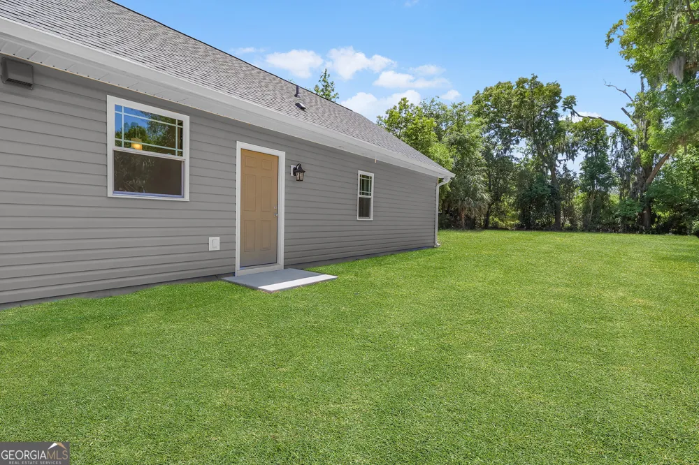 2235 Alaska ST Savannah, GA 31404