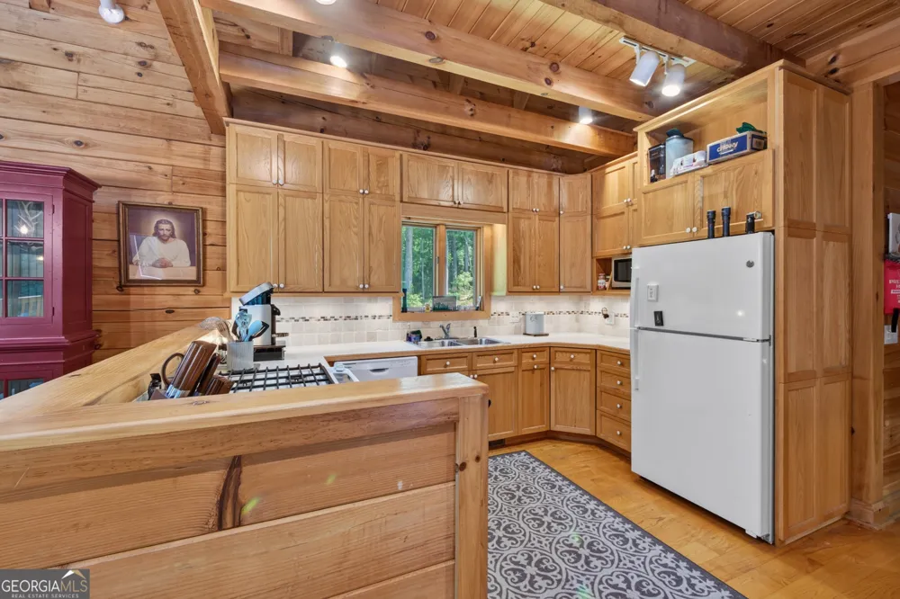 750 Seye Wailo TRL Clarkesville, GA 30523
