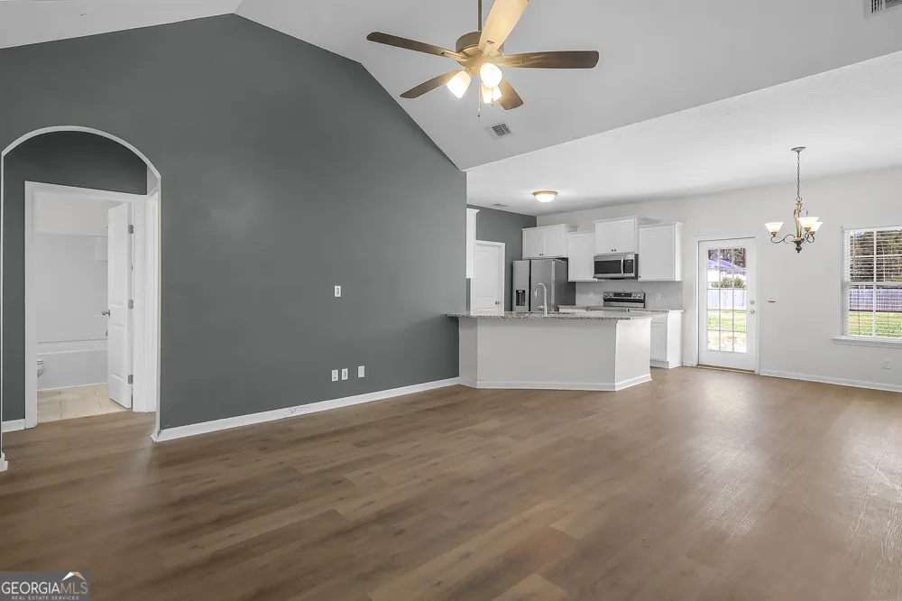 33 NE Firefly TRCE Ludowici, GA 31316