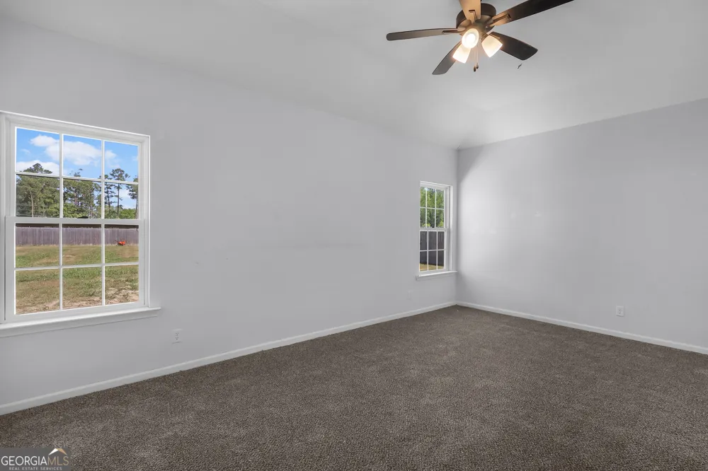 33 NE Firefly TRCE Ludowici, GA 31316