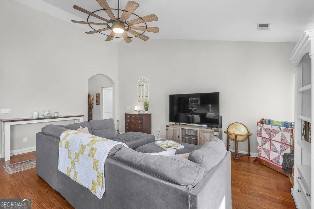 1055 Marne BLVD Hinesville, GA 31313