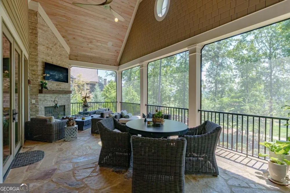2051 Sandy FRD Greensboro, GA 30642
