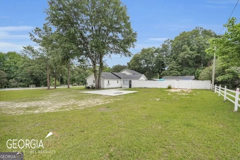 154 Atkinson DR Swainsboro, GA 30401